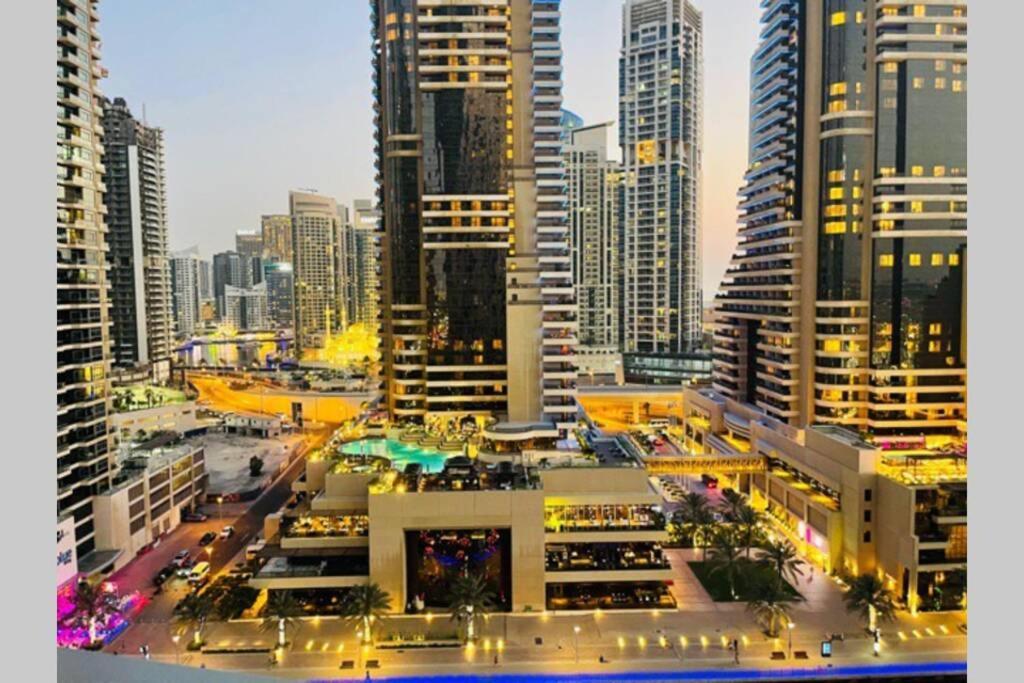 Cayan Tower Luxury Apartment With Sea View Dubai Exterior foto
