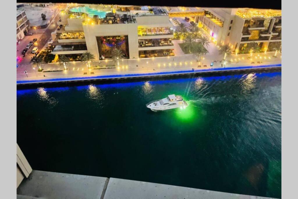Cayan Tower Luxury Apartment With Sea View Dubai Exterior foto